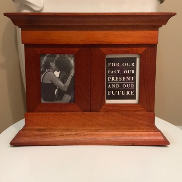 Other - ⚡️FINAL PRICE⚡️Vintage family/wedding frame